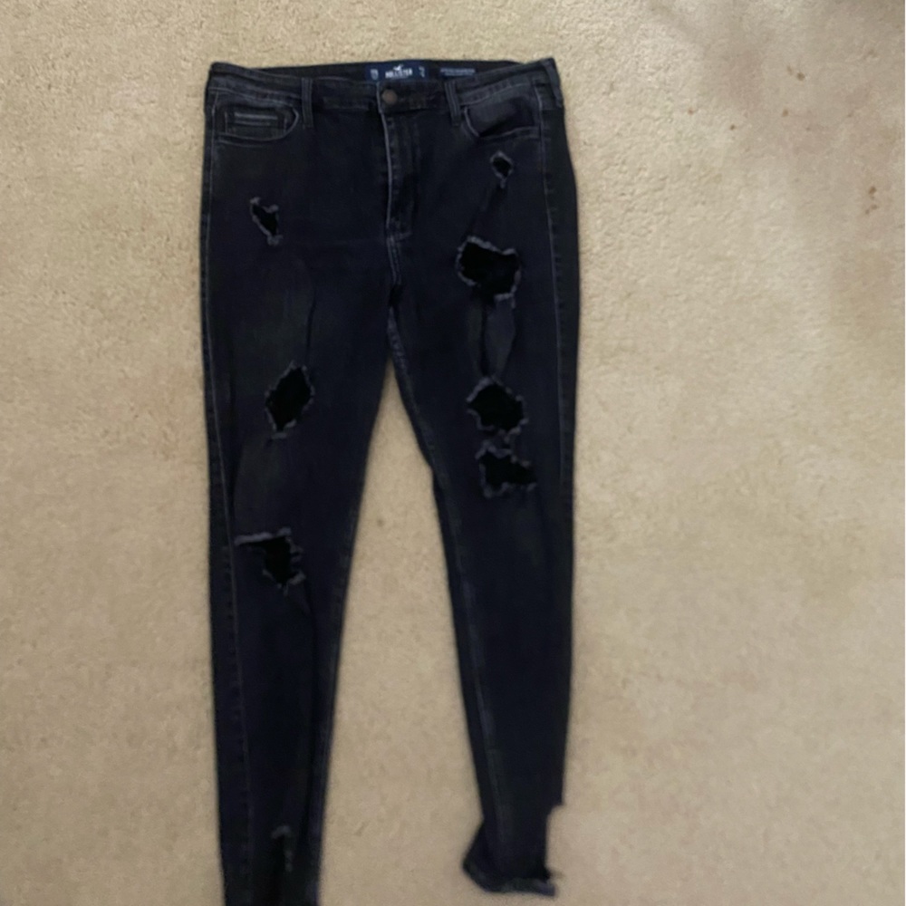 Ultra high rise skinny Hollister black jeans size: 17s 33w 28L
